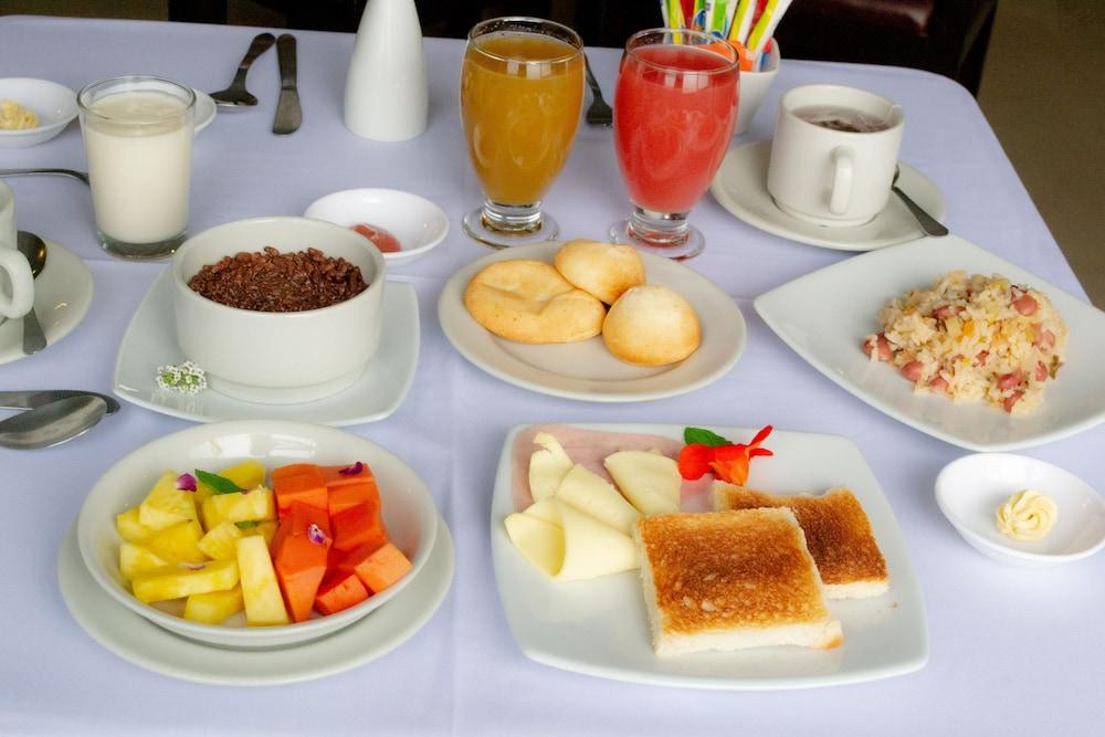 Ayenda Hotel Virrey 76 Barranquilla  Kültér fotó
